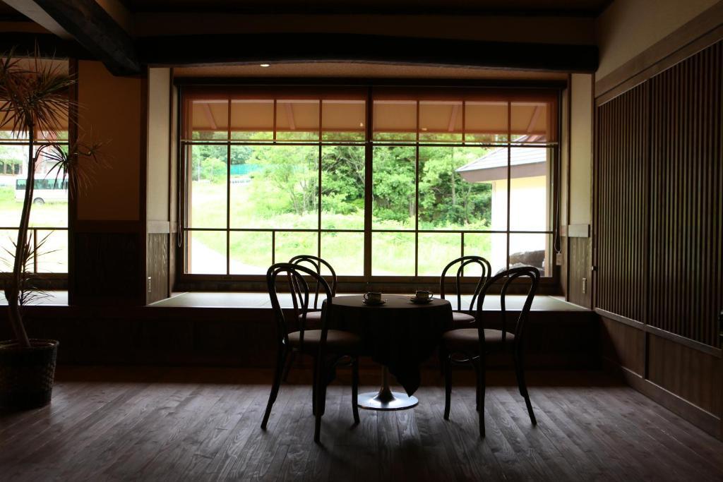 Keikoku-No-Yu Hotel Yamanouchi  Ngoại thất bức ảnh